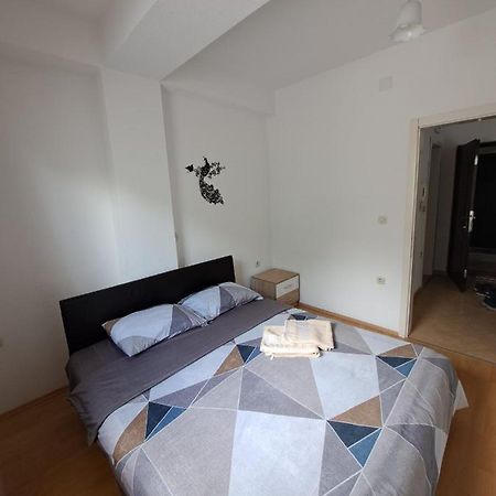 Tatjana'S Apartments โอครีด ภายนอก รูปภาพ