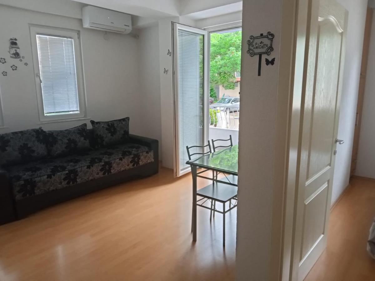 Tatjana'S Apartments โอครีด ภายนอก รูปภาพ